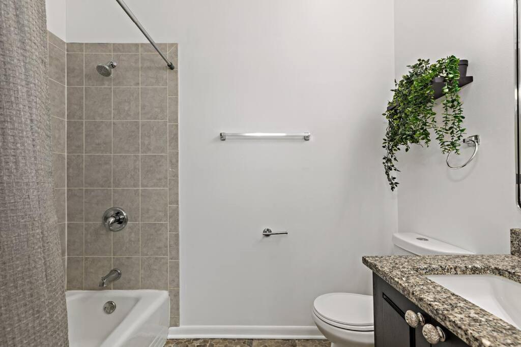The Penthouse, Lux Stay Near Downtown, Uofc & Lake Chicago Exteriér fotografie